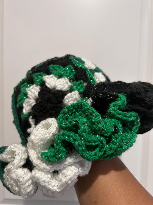 Crochet Ruffle Bucket Hat: Celtics Green & Black